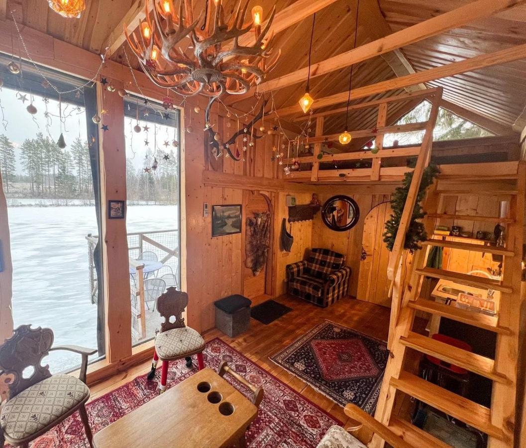 Dragon House In The Tree! Jacuzzi, Sauna ,cinema,heated