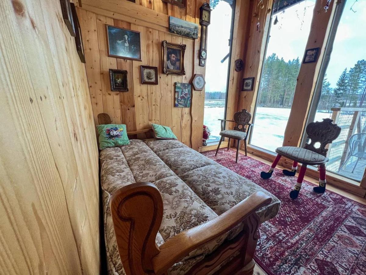Dragon House In The Tree! Jacuzzi, Sauna ,cinema,heated * Lici (Talsi)