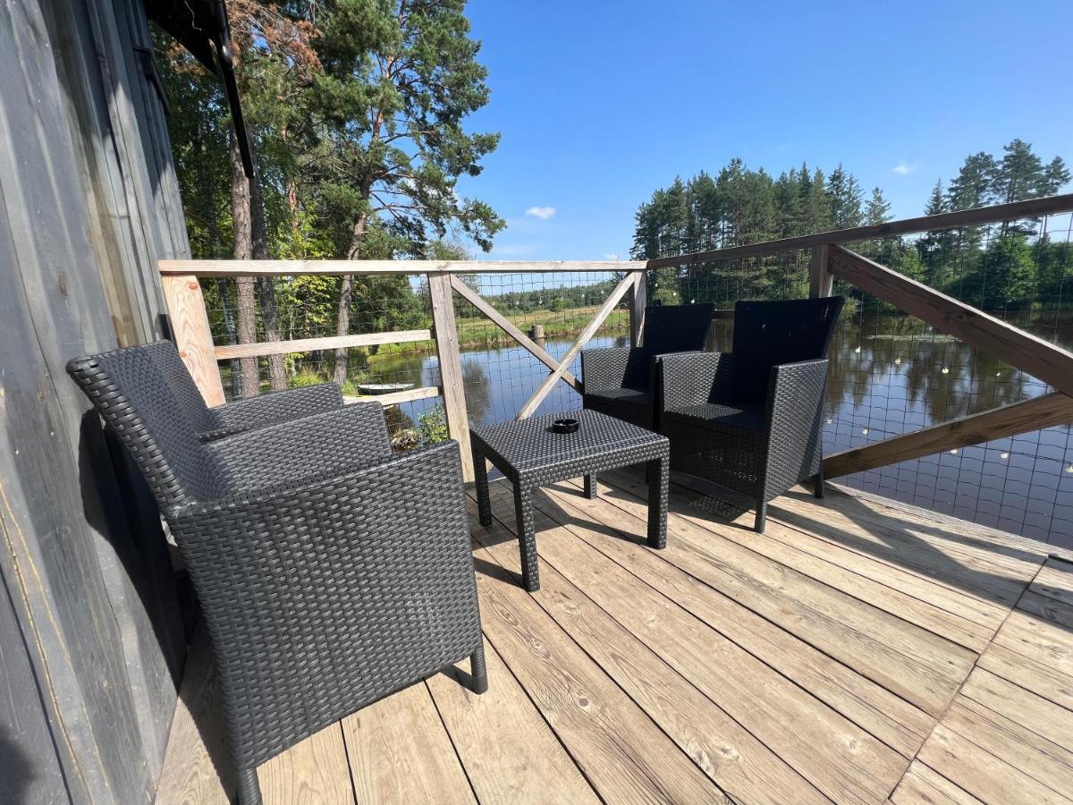 Dragon House In The Tree! Jacuzzi, Sauna ,cinema,heated Holiday home Lici (Talsi)